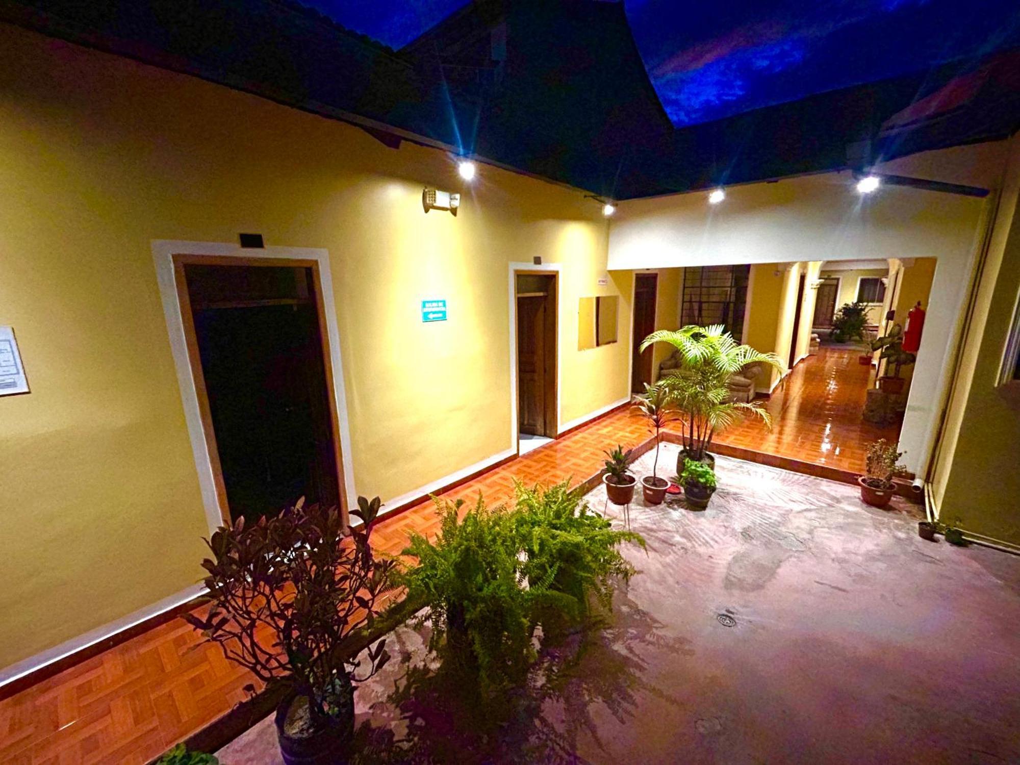 Hostal Quinta San Carlos Ibarra Exterior foto
